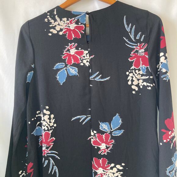 Now| Girls black floral flared long sleeve dress - Picture 7 of 10